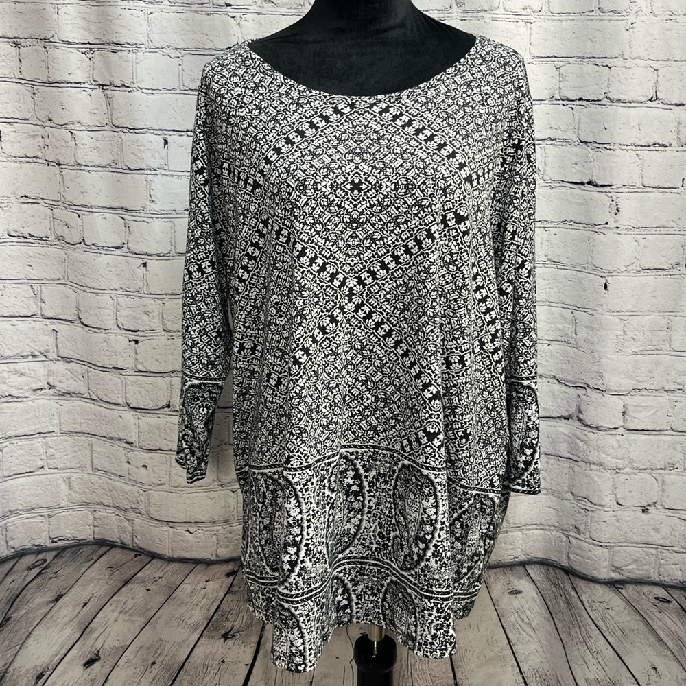Lucky Brand Women's Plus Black/White Paisley Blouse Top Size 3X - Picture 7 of 13